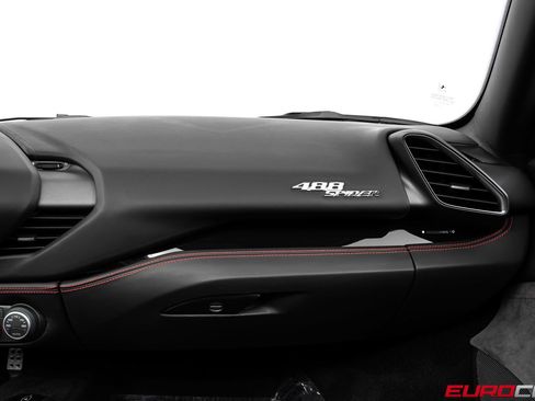 Used 2019 Ferrari 488 Spider RWD image 37