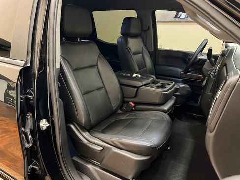 Used 2020 Chevrolet Silverado 1500 LT w/ All-Star Edition image 36