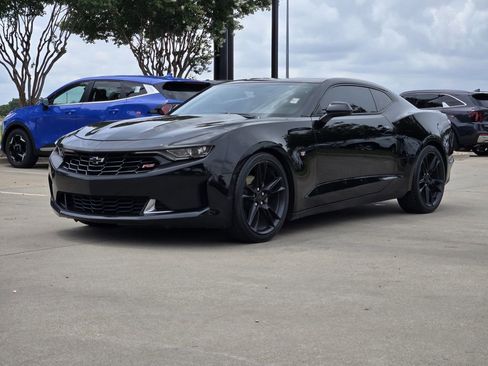Used 2021 Chevrolet Camaro LT w/ RS Package RWD image 2