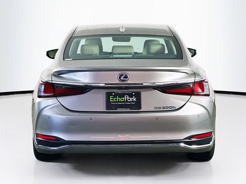 Used 2021 Lexus ES 300h w/ Accessory Package 2 image 7