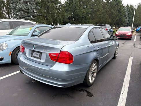 Used 2011 BMW 328i Sedan RWD image 3