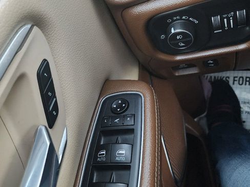 Used 2021 RAM 1500 Laramie image 23