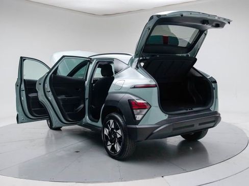 Used 2024 Hyundai Kona SEL AWD/4WD image 20