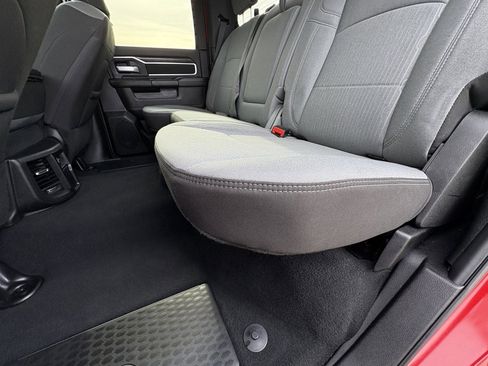 Used 2024 RAM 2500 Big Horn w/ Safety Group image 22