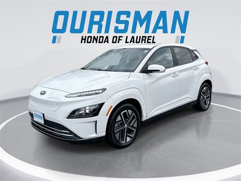 Used 2023 Hyundai Kona SEL w/ Cargo Package image 1