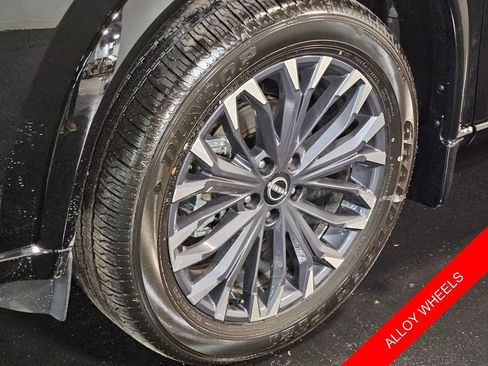 New 2026 Nissan Rogue Platinum w/ Platinum Premium Package image 7