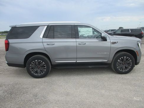 New 2026 GMC Yukon Elevation w/ Elevation Premium Package AWD/4WD image 3