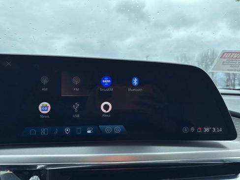 Used 2024 Cadillac Lyriq Sport image 29