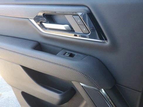 New 2026 GMC Yukon Denali w/ Sun & Power Step Package image 16