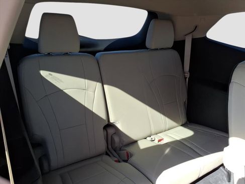 Used 2020 Buick Enclave Essence w/ LPO, Floor Liner Package image 16