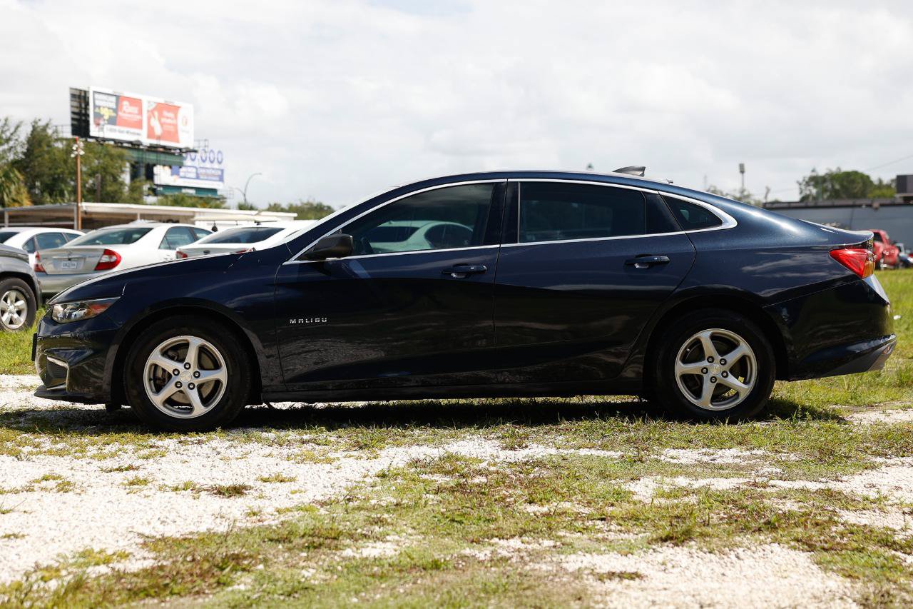 Used 2016 Chevrolet Malibu LS FWD image 3