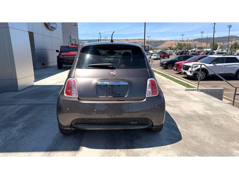 Used 2017 FIAT 500 e FWD image 8