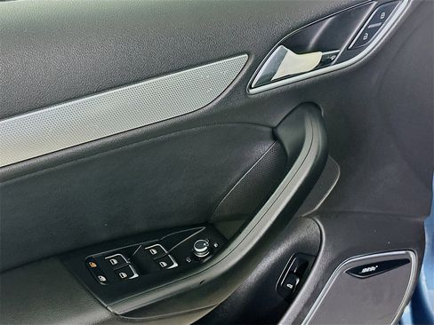 Used 2016 Audi Q3 2.0T Prestige image 21