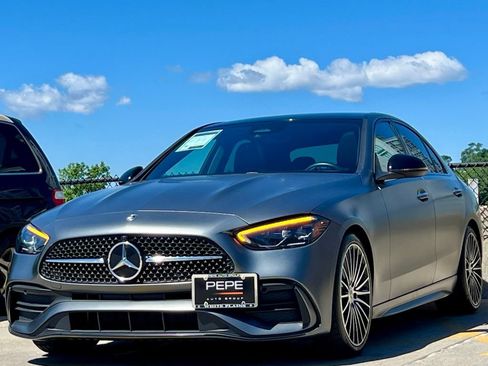 Certified 2022 Mercedes-Benz C 300 4MATIC Sedan image 4