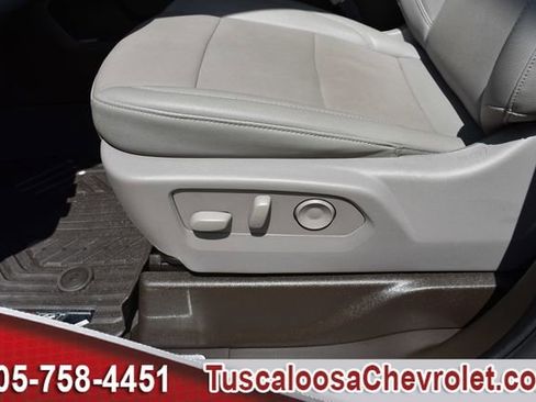 Used 2025 Chevrolet Silverado 1500 LTZ AWD/4WD image 21