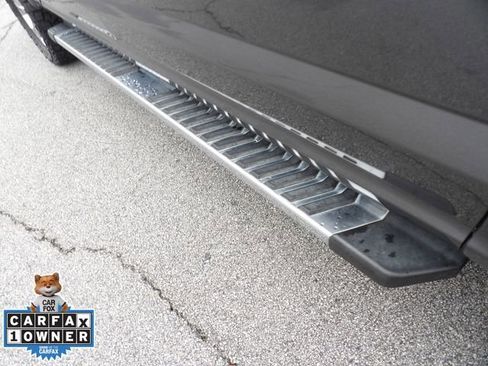 Used 2019 Ford F150 Lariat w/ Equipment Group 502A Luxury image 13