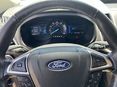 Used 2022 Ford Edge SEL AWD/4WD image 18