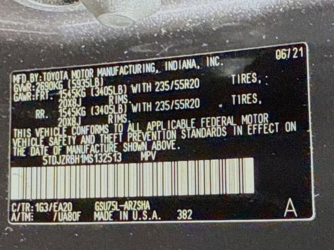 Used 2021 Toyota Highlander XSE AWD/4WD image 41