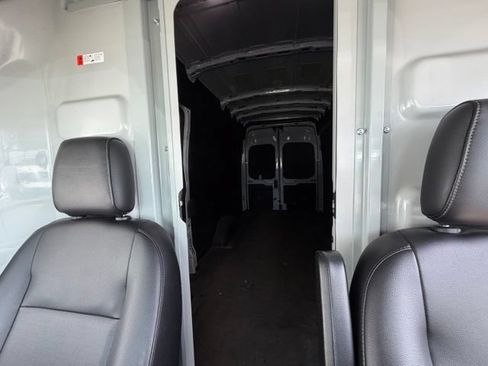 Used 2025 Ford Transit 250 148 High Roof Extended w/ Load Area Protection Package RWD image 18