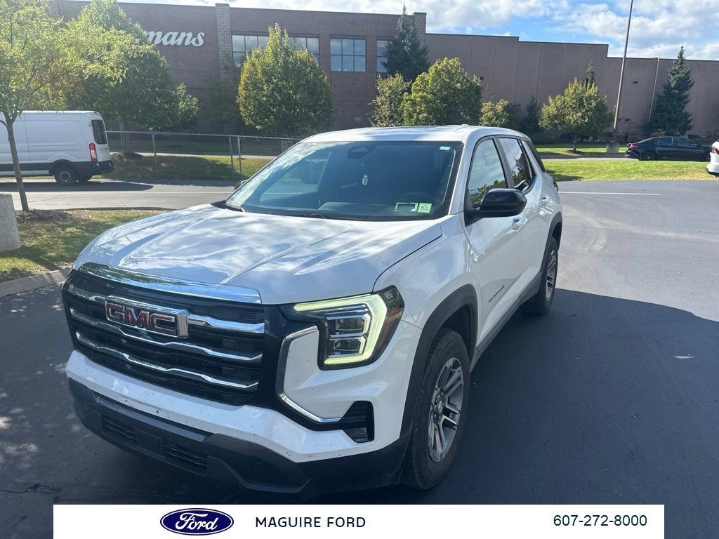 Used 2025 GMC Terrain Elevation AWD/4WD image 10