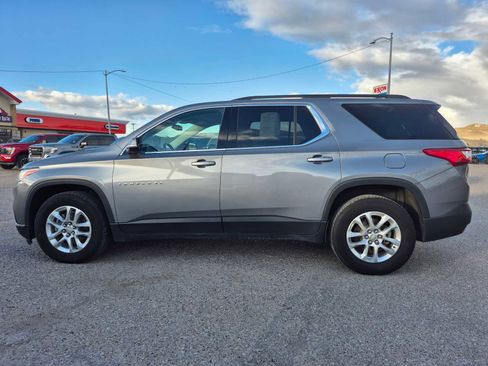 Used 2019 Chevrolet Traverse LT image 11