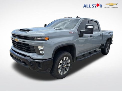 Used 2025 Chevrolet Silverado 2500 Custom w/ Custom Value Package AWD/4WD image 1