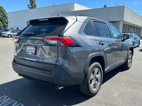 Used 2025 Toyota RAV4 XLE FWD image 3