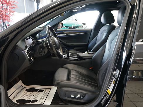 Used 2018 BMW 540i xDrive AWD/4WD image 28