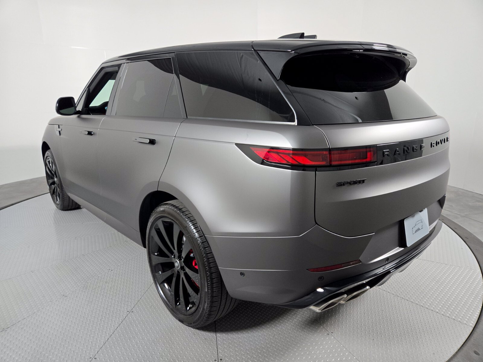 Used 2025 Land Rover Range Rover Sport Dynamic SE AWD/4WD image 17