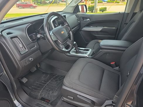 Used 2020 Chevrolet Colorado LT RWD image 8