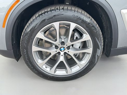 New 2026 BMW X5 xDrive40i w/ Premium Package AWD/4WD image 42