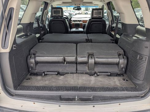 Used 2007 Chevrolet Tahoe LTZ w/ LTZ Preferred Equipment Group AWD/4WD image 28