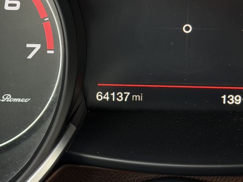 Used 2018 Alfa Romeo Stelvio AWD image 20