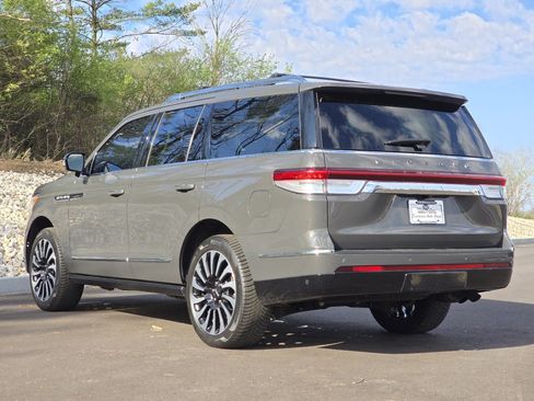 Used 2023 Lincoln Navigator Black Label AWD/4WD image 26