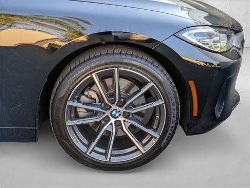 Used 2023 BMW 430i Convertible w/ Premium Package image 22