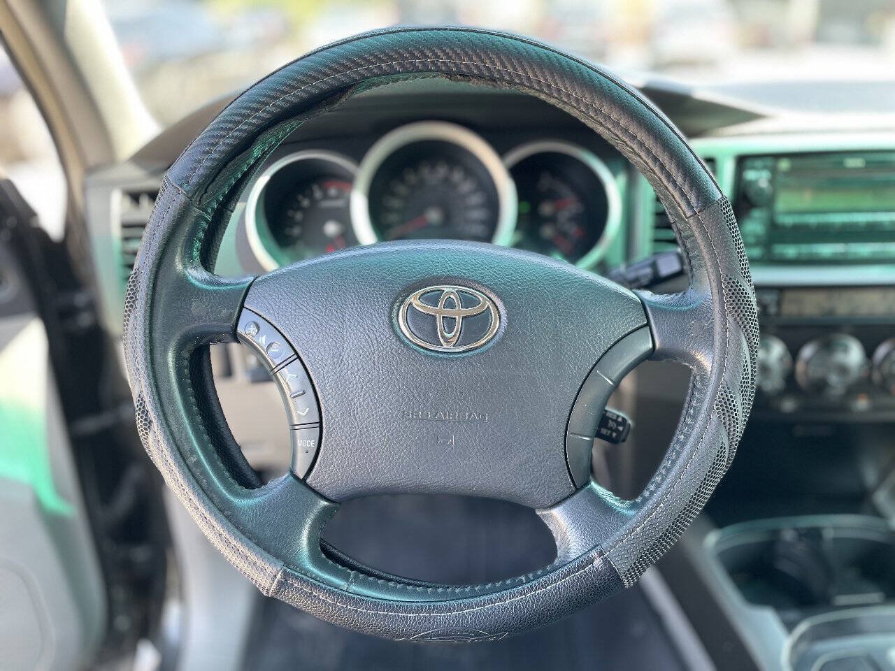 Used 2008 Toyota 4Runner Sport w/ Sport Extra Value Pkg 1 RWD image 19
