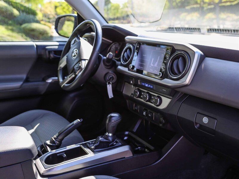 Used 2021 Toyota Tacoma SR5 RWD image 23