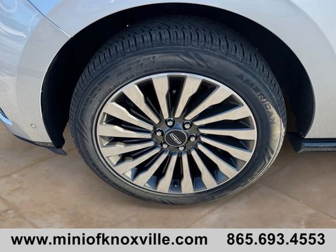 Used 2019 Lincoln Navigator Reserve w/ Cargo Package image 9