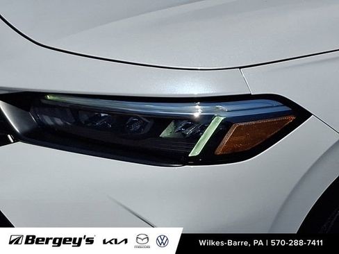 Used 2025 Honda Civic Sport image 11