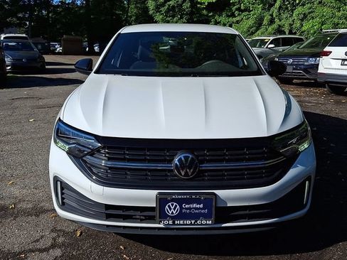 Certified 2023 Volkswagen Jetta Sport FWD image 3