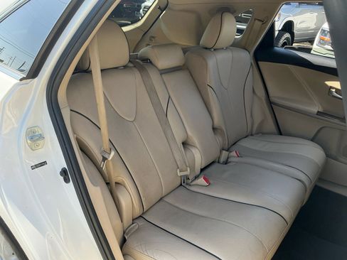 Used 2015 Toyota Venza XLE w/ XLE Premium Package FWD image 19