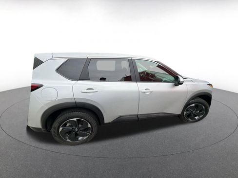 Used 2025 Nissan Rogue SV AWD/4WD image 8