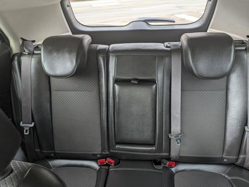 Used 2018 Buick Encore Preferred image 19