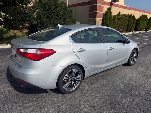 Used 2015 Kia Forte EX w/ Premium Package FWD image 8