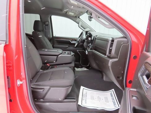 Used 2025 GMC Sierra 1500 Elevation image 25