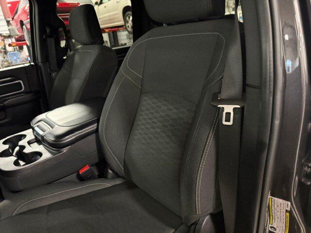 Used 2025 RAM 2500 Big Horn AWD/4WD image 46