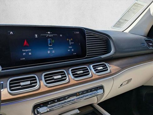 New 2026 Mercedes-Benz GLS 450 4MATIC image 13