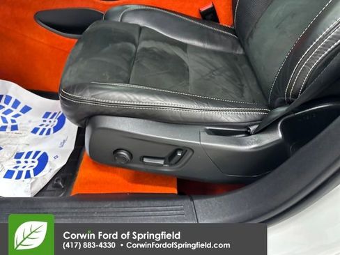 Used 2021 Volvo XC40 T5 R-Design w/ Protection Package Premier image 36