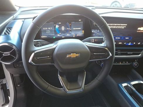 New 2026 Chevrolet Equinox EV LT AWD/4WD image 14