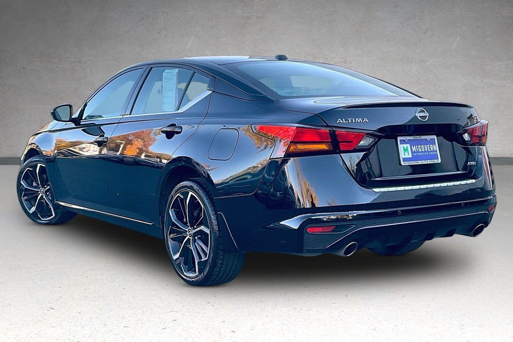 Used 2023 Nissan Altima 2.5 SR AWD/4WD image 4